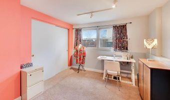 2819 N Kennicott Ave, Arlington Heights, IL 60004