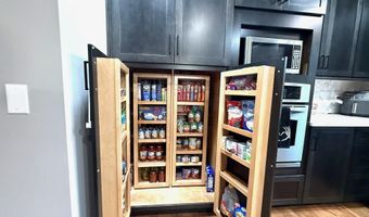 6509 Williams Rd, Bedford, IN 47421