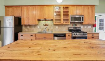 329 OLD BRIDGE Rd, Amissville, VA 20106