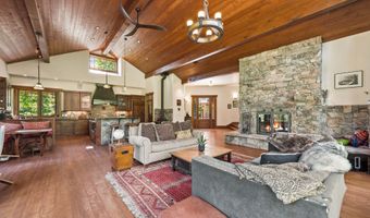 500 Wild Swan Trl, Bigfork, MT 59911