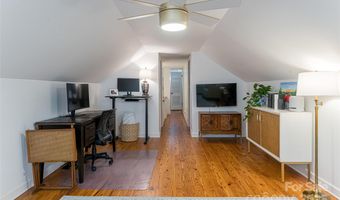 28 Ridgefield Pl, Asheville, NC 28803