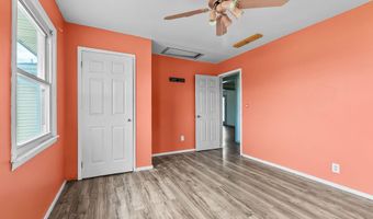 1858 W Auburn Dr, Auburn, IN 46706