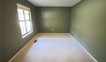 10 Tennyson Ln, Bella Vista, AR 72714