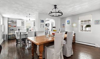 9 Elm Ct, Andover, MA 01810