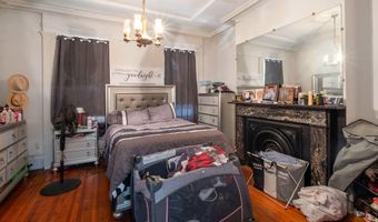 128 Hamilton St, Albany, NY 12207
