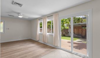 1172 Wainiha St A, Honolulu, HI 96825