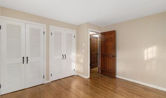 350 Essex Rd, North Kingstown, RI 02852