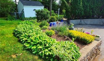 55 Lexington Ave, North Providence, RI 02904