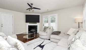 7707 Brisbane Ct, Charlotte, NC 28215