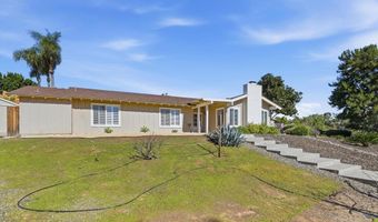 929 Pepper Tree Ln, Fallbrook, CA 92028