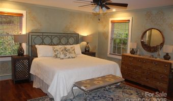 242 Birch Ln, Arden, NC 28704