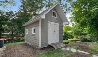8721 WATERFORD Rd, Alexandria, VA 22308