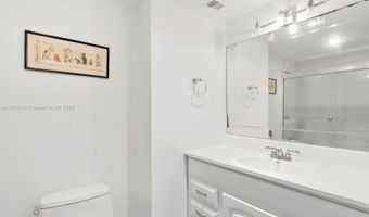 18071 Biscayne Blvd 1401, Aventura, FL 33160