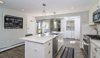 88 Rope Walk Rd, Bourne, MA 02532