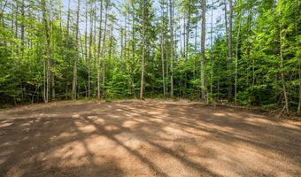 33 Old Bridge Ct, Effingham, NH 03882
