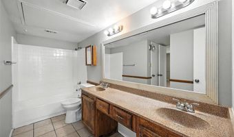 6076 Dooley Dr, The Colony, TX 75056