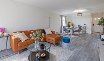 39 Lance Cir 39, Bridgeport, CT 06606