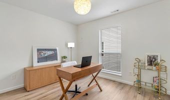 1716 Whispering Creek Dr C, Ballwin, MO 63021