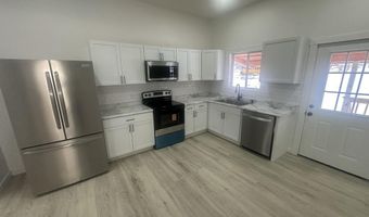 523 W South St, Bloomfield, IN 47424