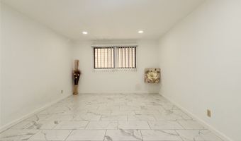 98-827 Ainanui Loop, Aiea, HI 96701