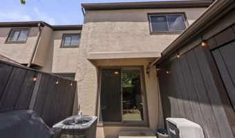5376 Tartan Ln 32, Columbus, OH 43235