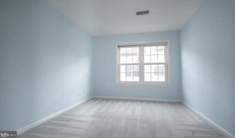 6012 RICKETTS Walk, Alexandria, VA 22312