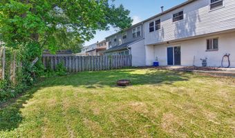 726 PLUMTREE Ln, Claymont, DE 19703