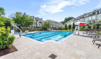 8111 RIVER Rd #131, Bethesda, MD 20817