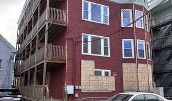 102 Pierce St, Lewiston, ME 04240