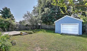 25 Ide Ave, East Providence, RI 02914