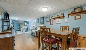 608 Raritan Ave, Atlantic Highlands, NJ 07716