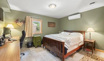 33 Lilly Ln, Appleton, ME 04862