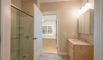 311 Still Water Cir 311, Brookfield, CT 06804
