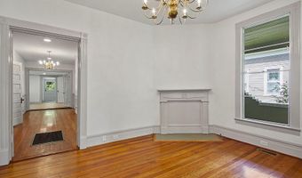 135 Holmes St, Barnesville, GA 30204
