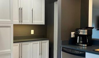 2004 QUAY VILLAGE Ct #101, Annapolis, MD 21403