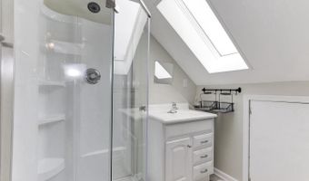 1759 N CLIFF St, Alexandria, VA 22301