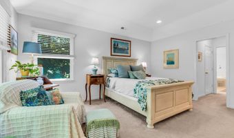 55 Sydney Ct, Atlantic Highlands, NJ 07716