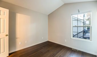 4107 Boulder Pond Dr, Ann Arbor, MI 48108