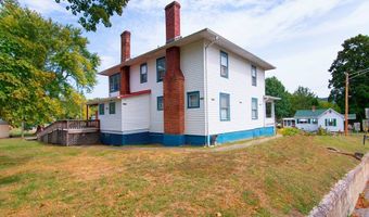 101 Davis, Alderson, WV 24910