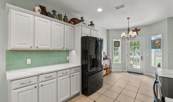 47 Thomas Sumter St, Beaufort, SC 29907