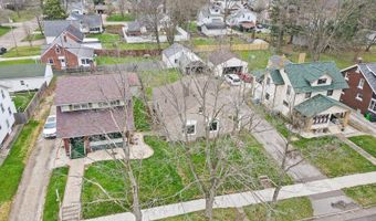 1073 Parkside Dr, Alliance, OH 44601