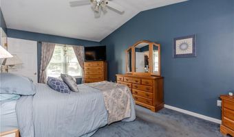 20 Birch View Ct, Cranston, RI 02921