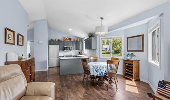 12 Heather Ln 12, Hopkinton, RI 02832