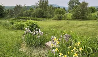 154 West St, Barton, VT 05822