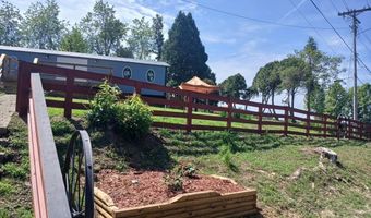 14 Manor Dr, Beattyville, KY 41311