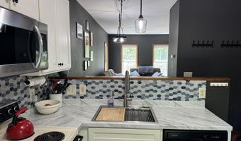 1294 Rte 175 7, Campton, NH 03223