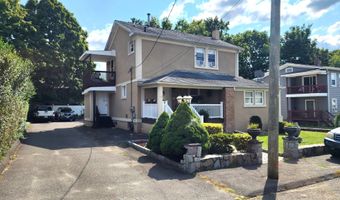 12 Park Pl, Danbury, CT 06810