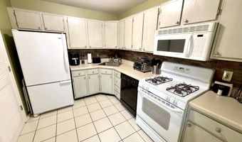 100 Puffin Glade, Bayville, NJ 08721