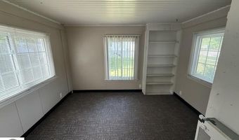 715 W Center St, Alma, MI 48801