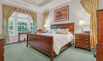 9 Hingham Ln, Barnegat, NJ 08005